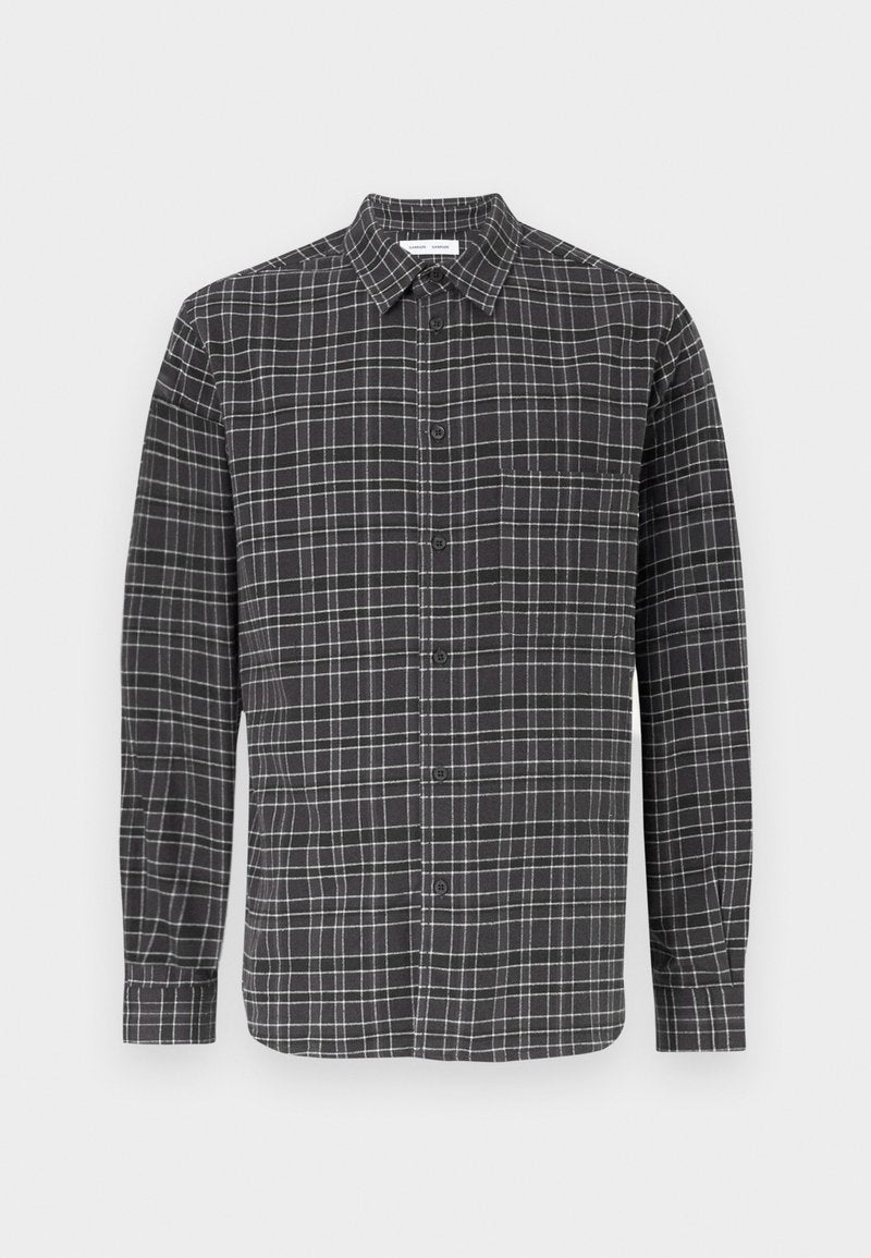 RYAN SHIRT Media 1