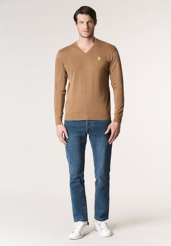 U.S. Polo Assn.