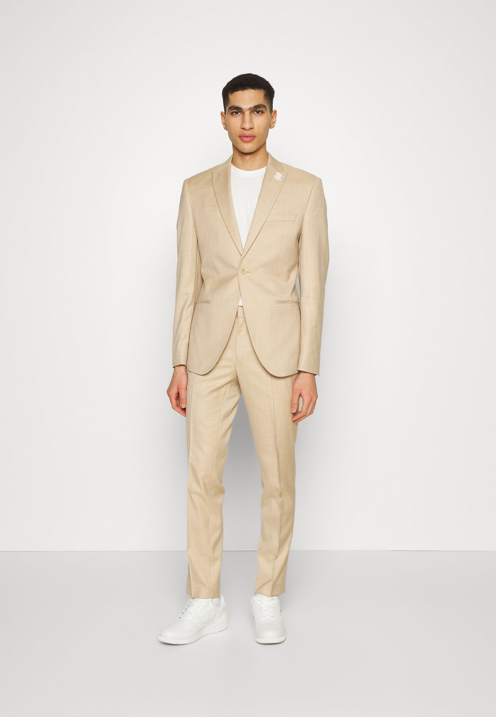 Isaac Dewhirst THE WEDDING SUIT
