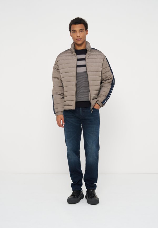 Armani Exchange