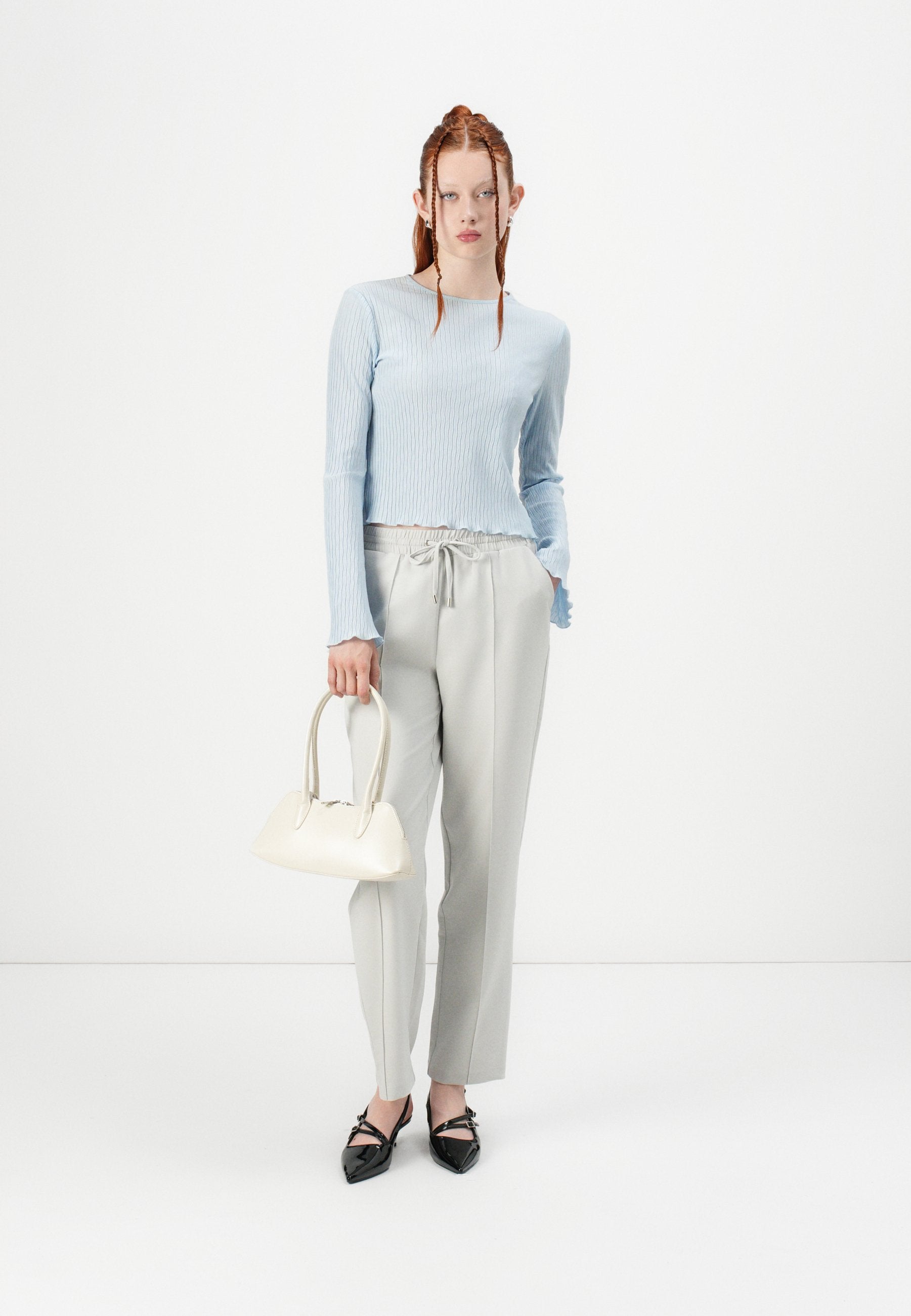 ONLLANDO PULL UP PANT Media 2