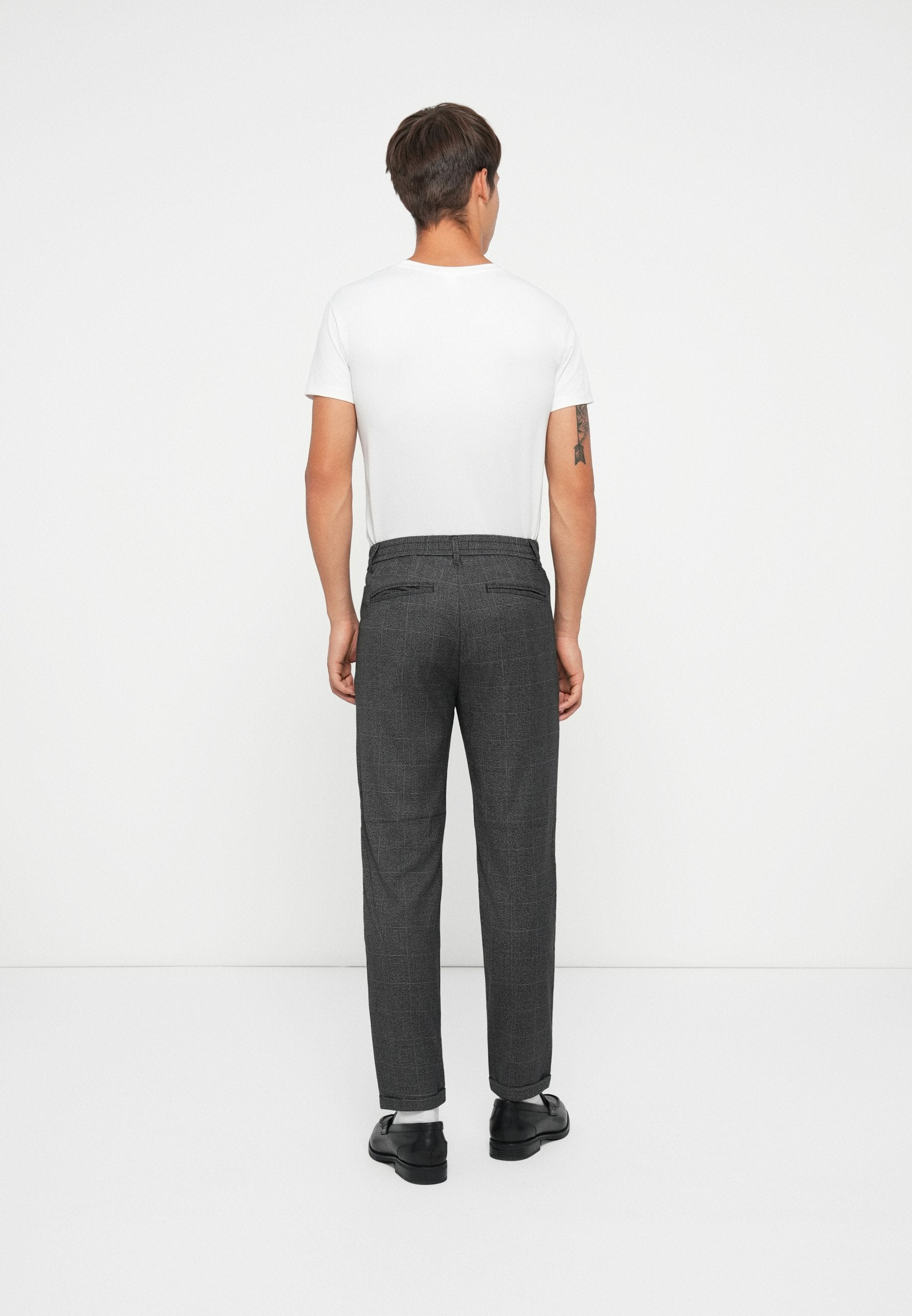 ONSLOU KALEB SLIM CHECK PANT Media 4