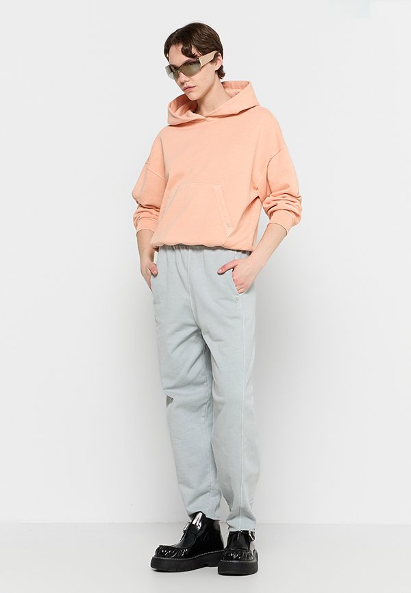 True Religion OVERSIZED