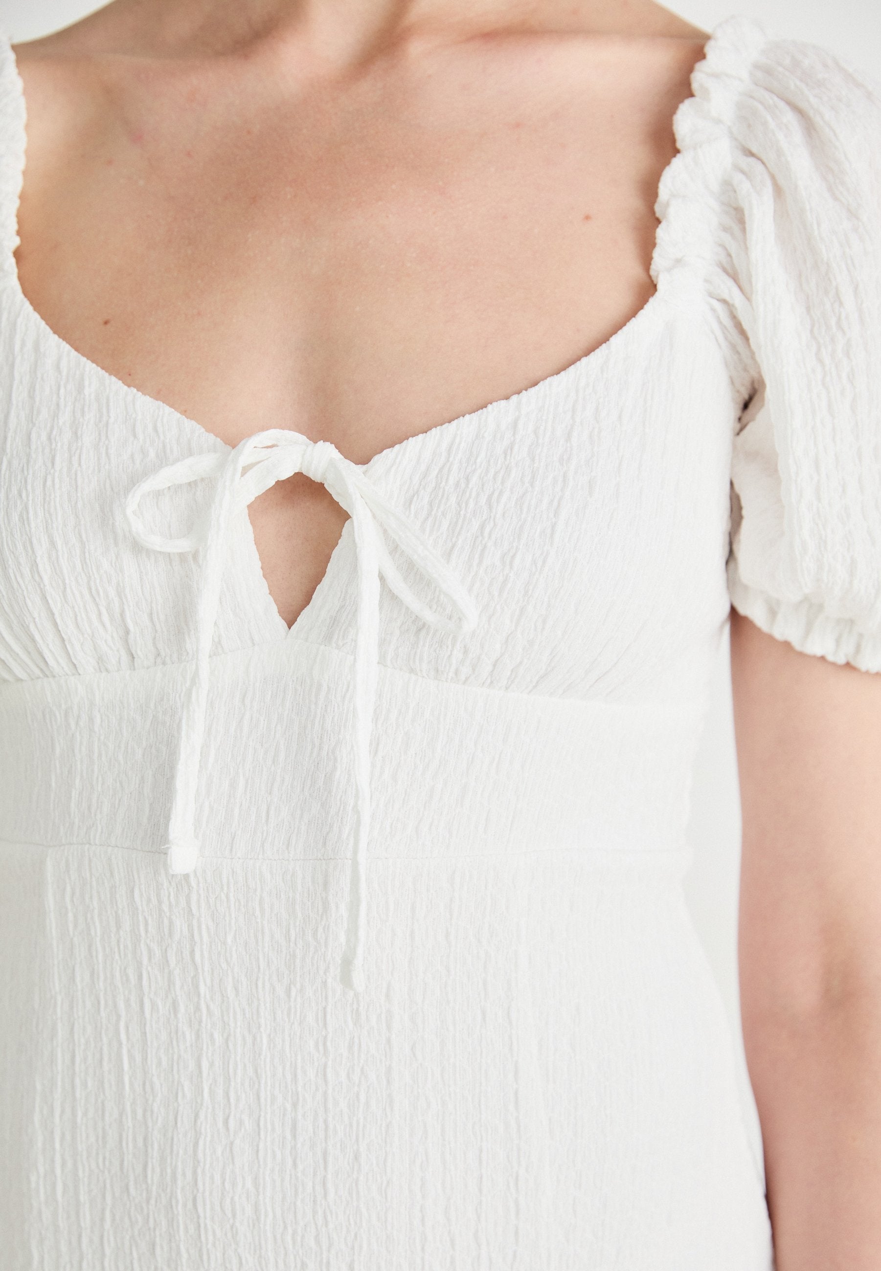 Gina Tricot PUFF SLEEVE MIDI DRESS