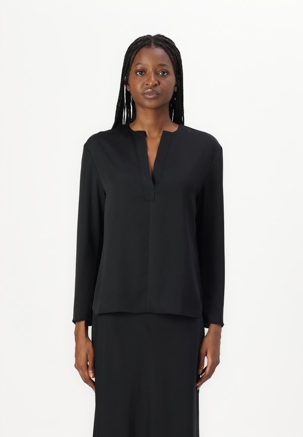 Calvin Klein V NECK
