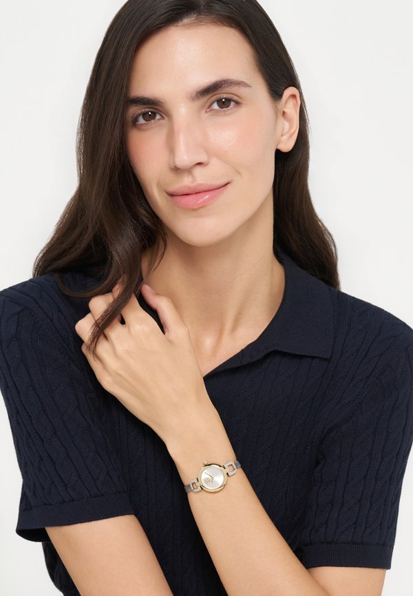 DKNY
