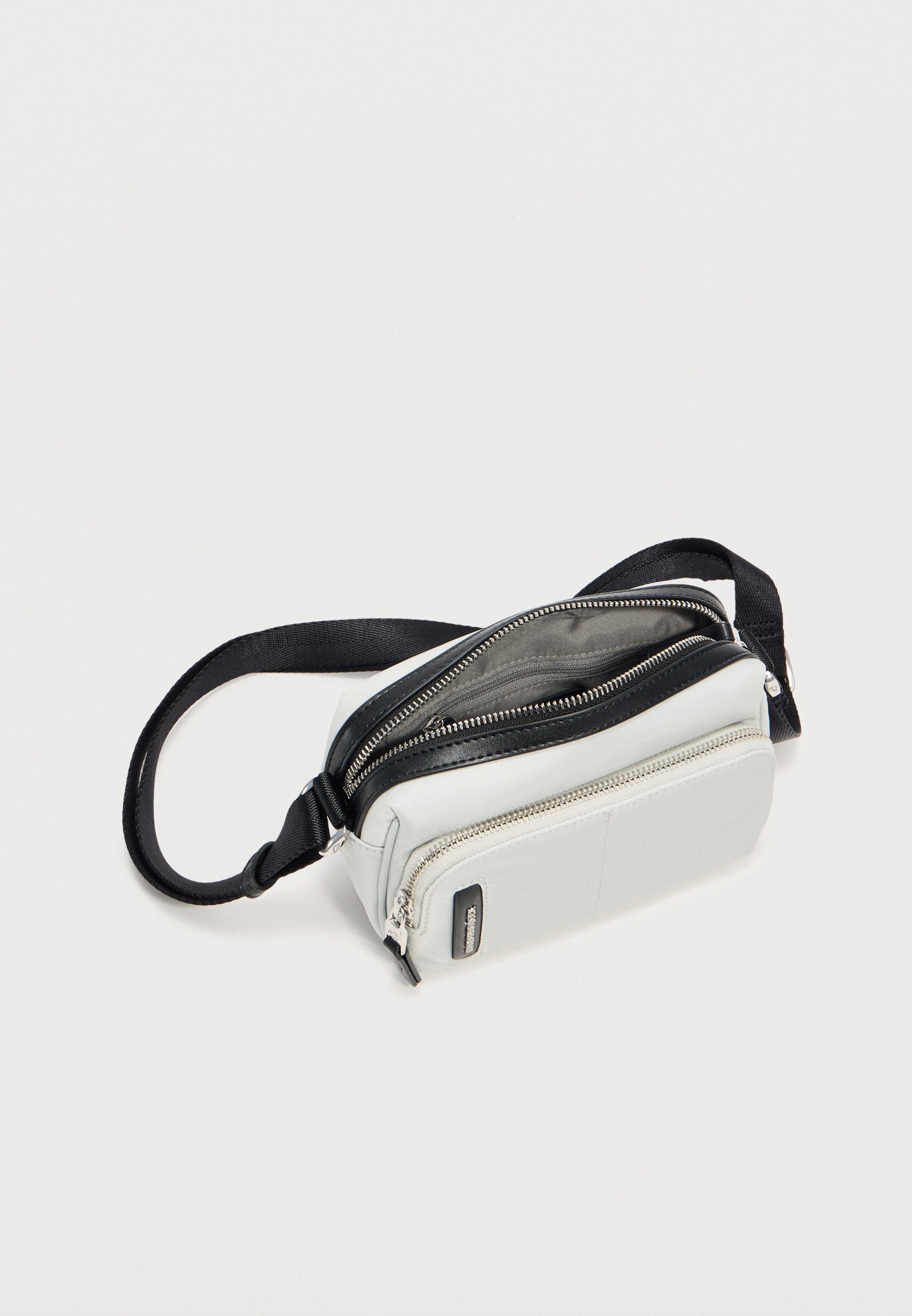 Mandarina Duck HUNTER