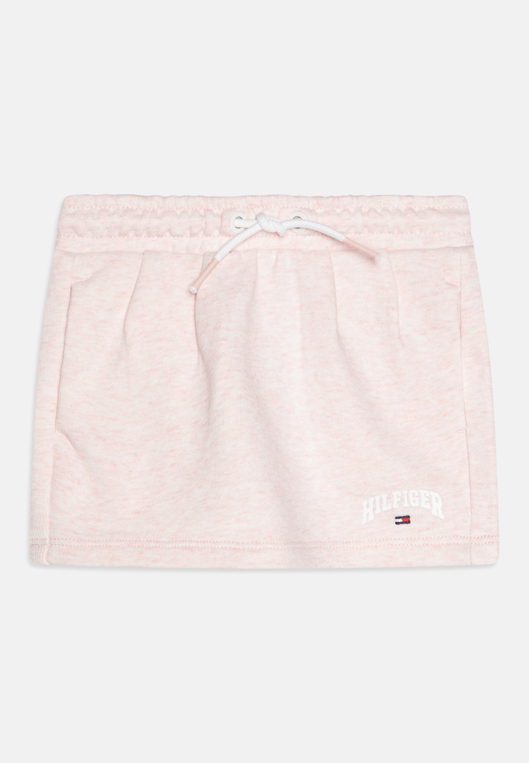 PLEAT SKIRT Media 1