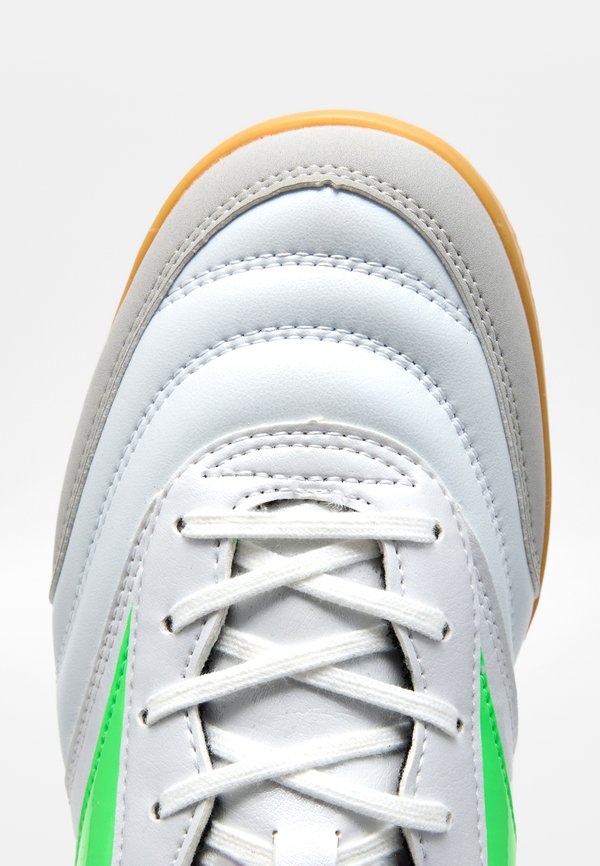 Mizuno MORELIA SALA PRO