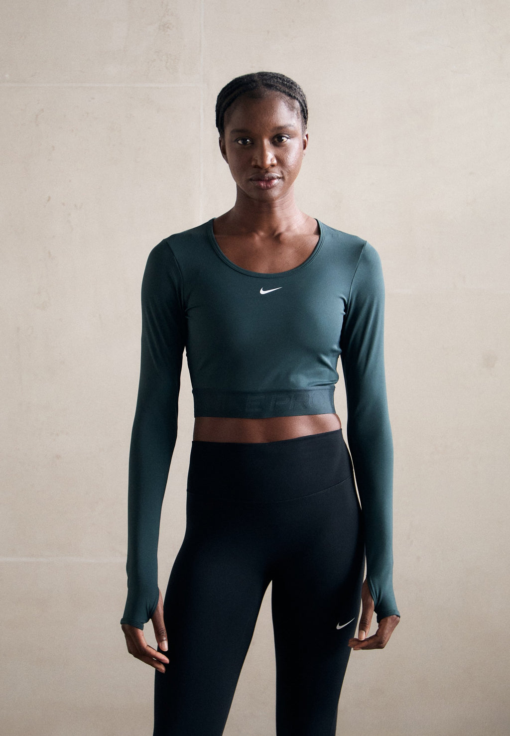 Nike Performance PRO SHINE