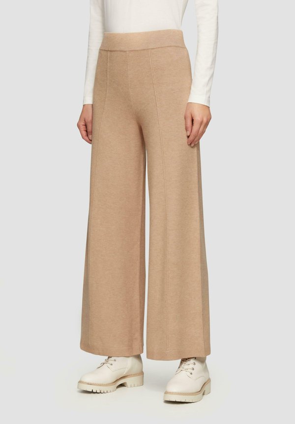 s.Oliver WIDE - Trousers - hellbraun