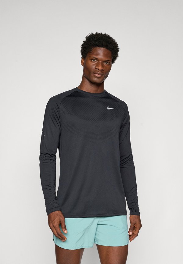Nike Performance STRIDE - Long sleeved top - black/reflective silver-coloured