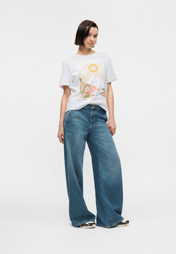 RVCA THE JOURNEY EASY TEE