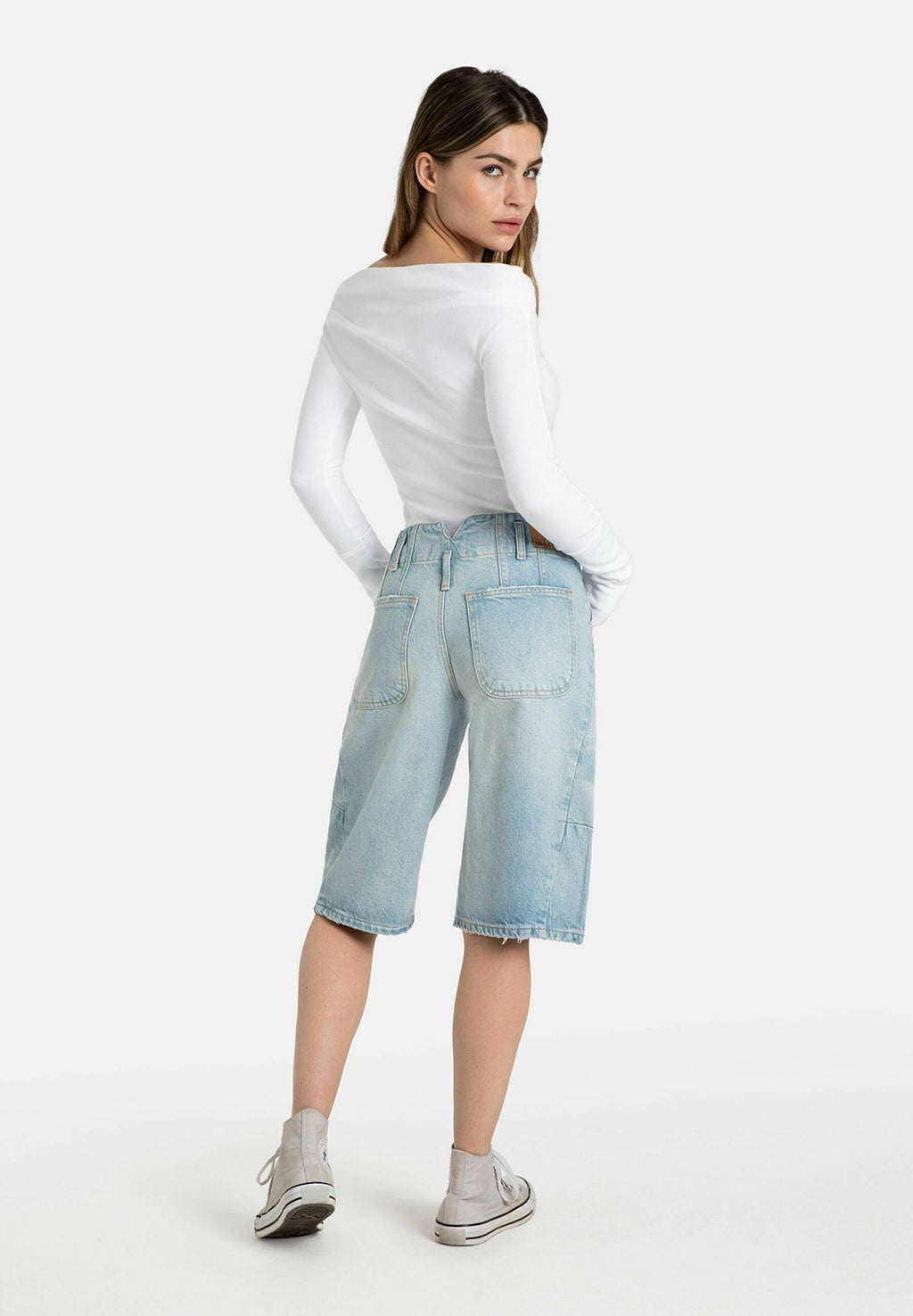Free People  EXTREME MEASURES BARREL