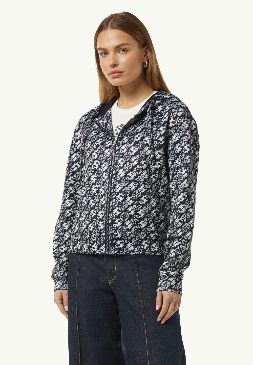 comma Sweatjacke Media 3