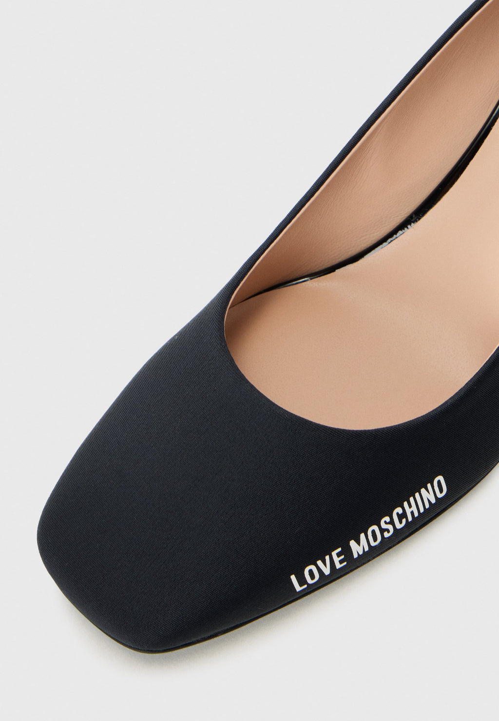 Love Moschino