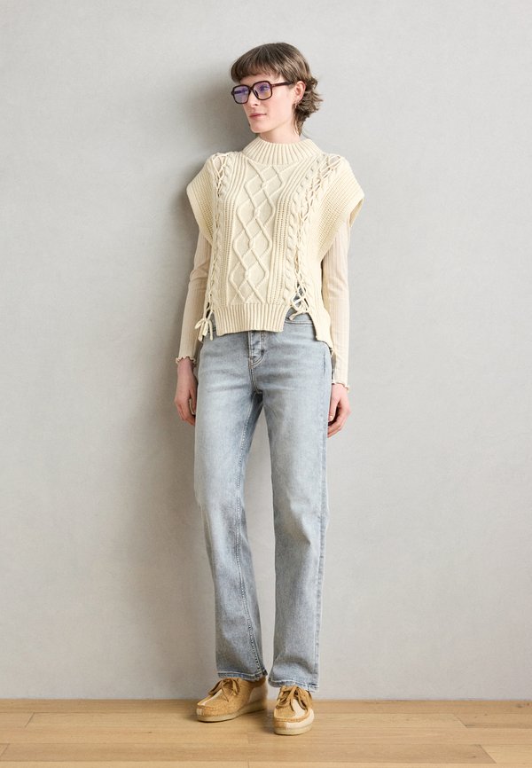 Scotch & Soda THE SKY