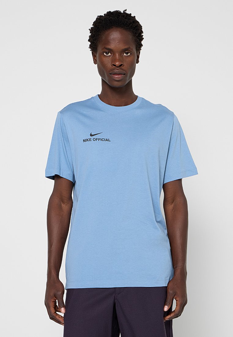 Nike Sportswear