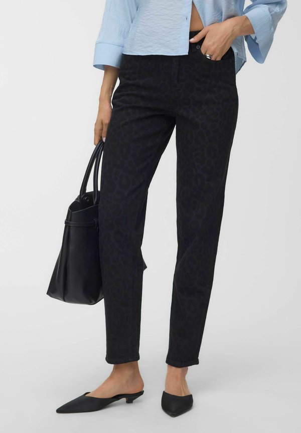 Vero Moda MOM FIT JEANS VMTESSA HIGH WAIST MOM FIT JEANS - Mom Jeans - black denim
