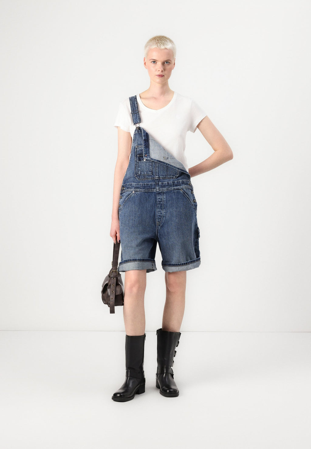 BOWEY LOOSE SHORTTALL Media 2