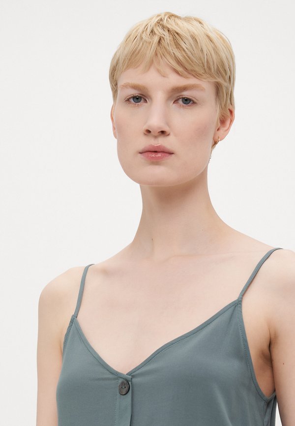 ONLY Tall ONLNELLY LIFE BUTTON SINGLET SOLID