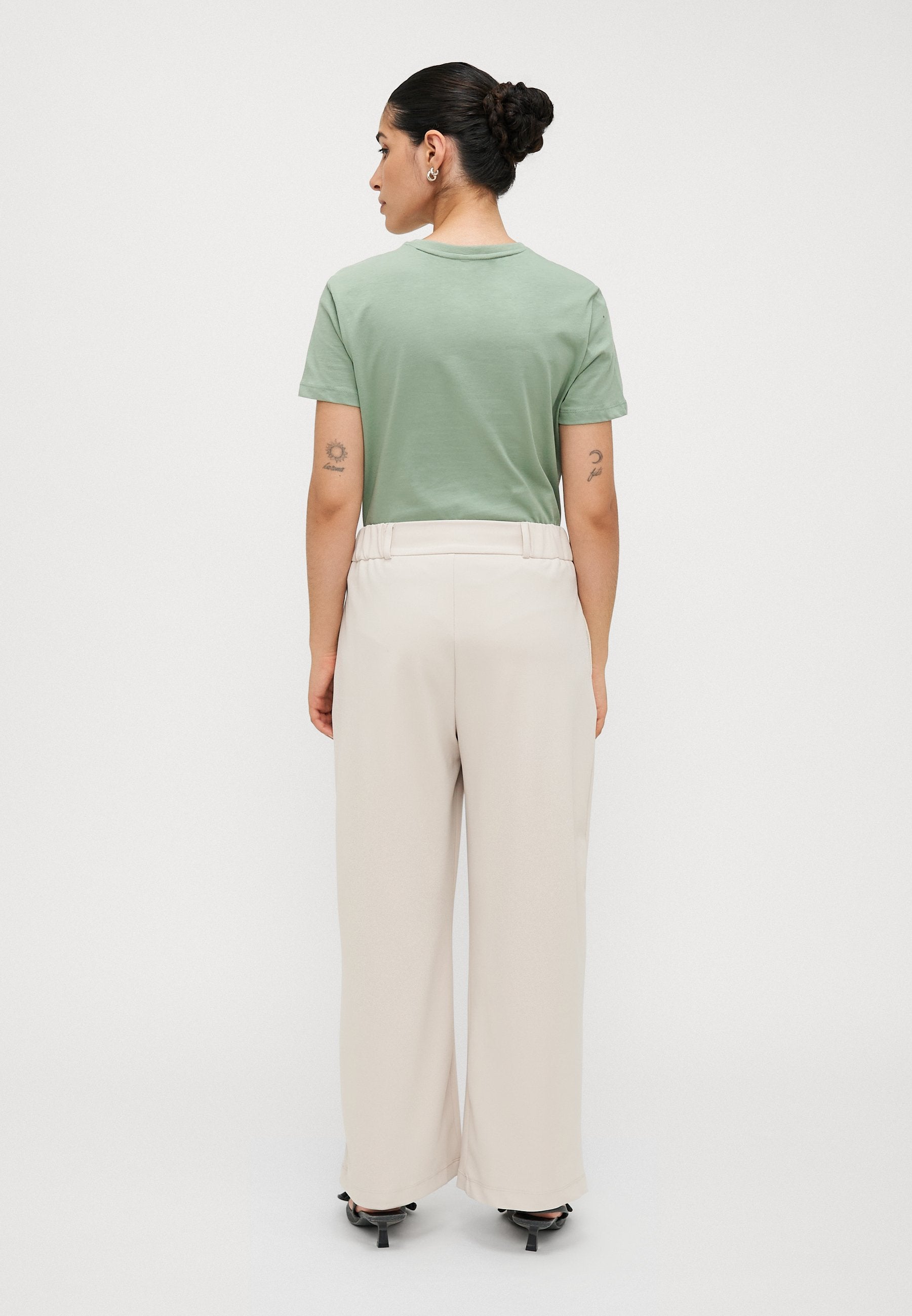 ONLRENAL PLEAT STRAIGHT Media 4
