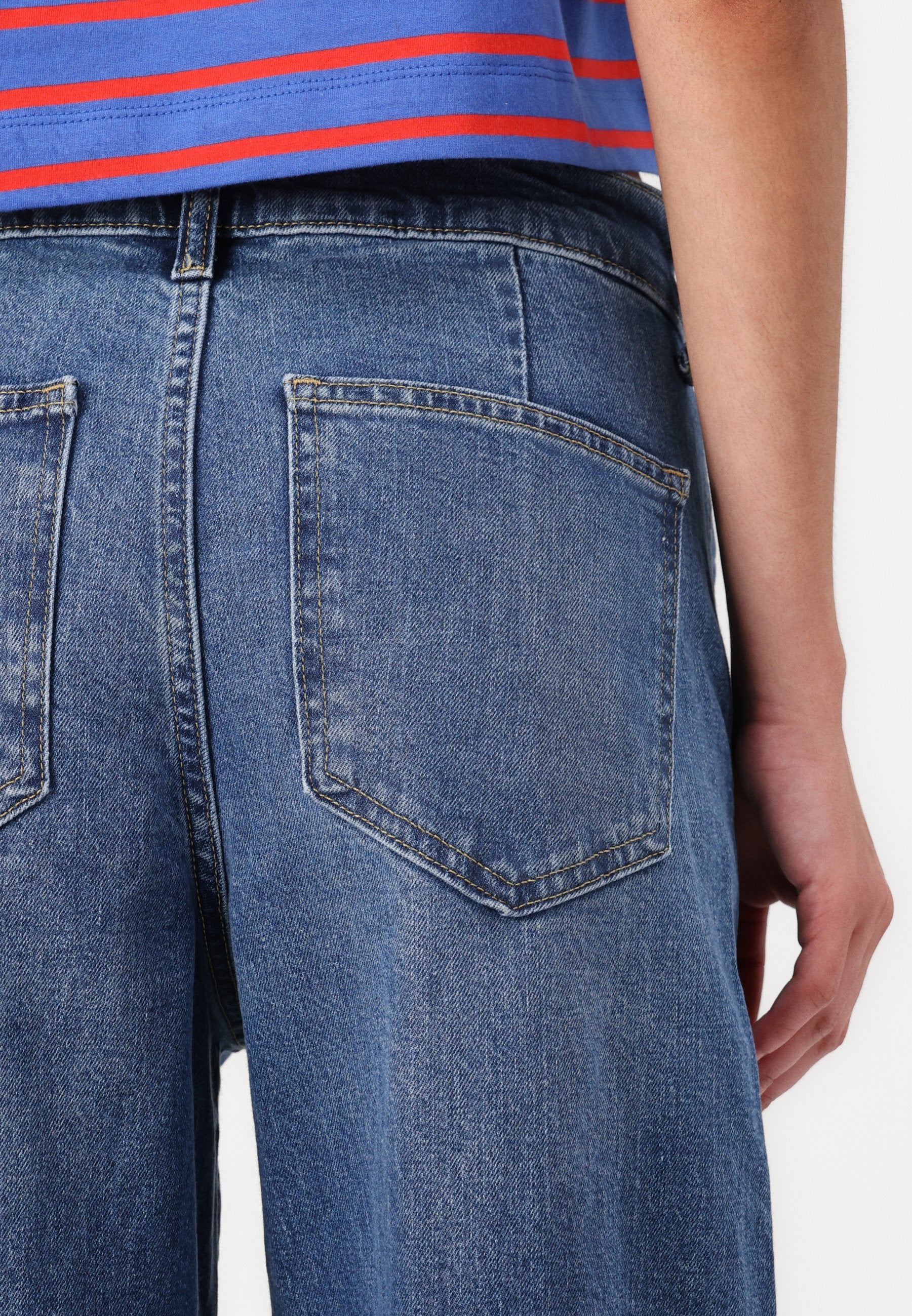 GAP WIDE LEG CROP REESA SEAMED