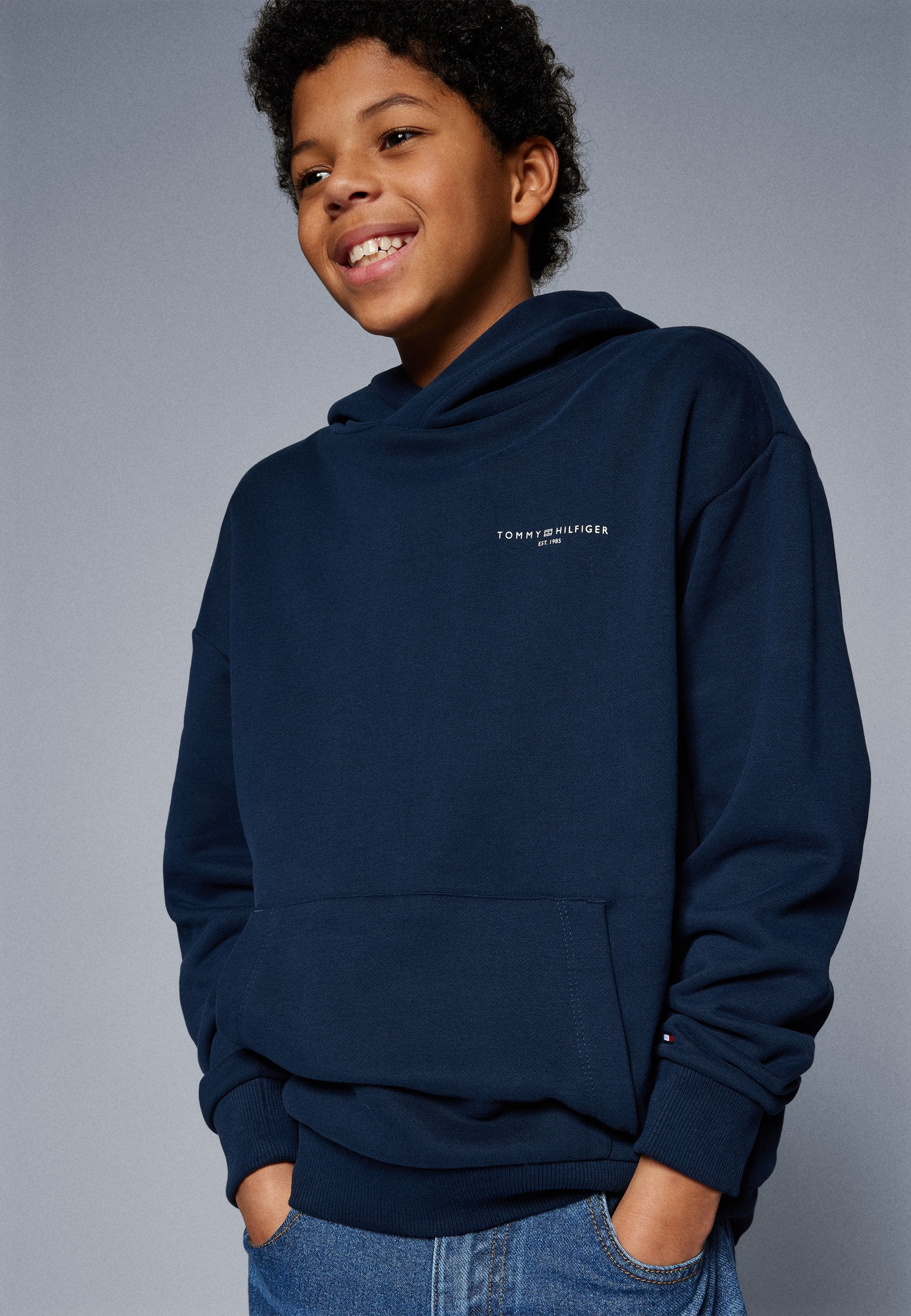 MINI CORP LOGO HOODIE UNISEX Media 3