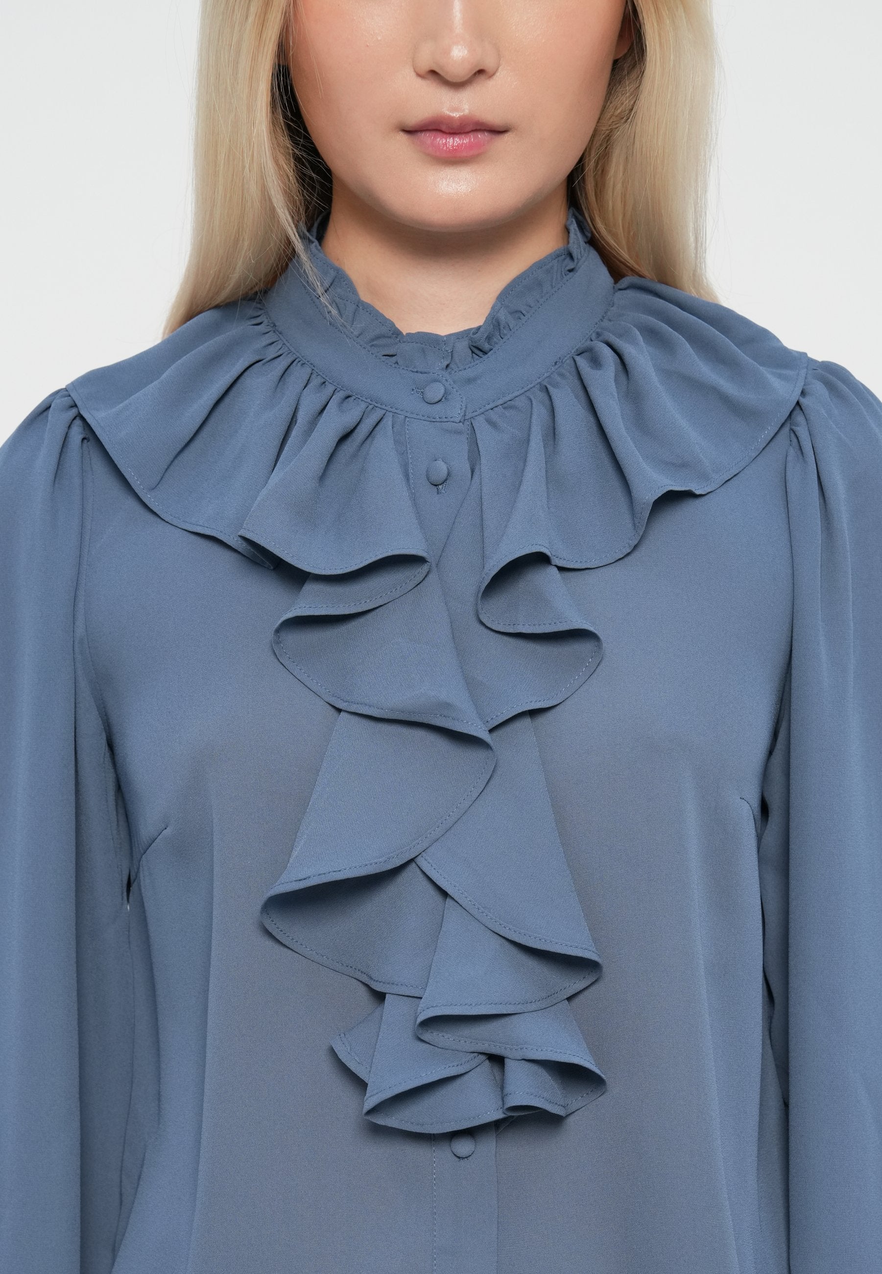 VILA VIKABU RUFFEL NECK