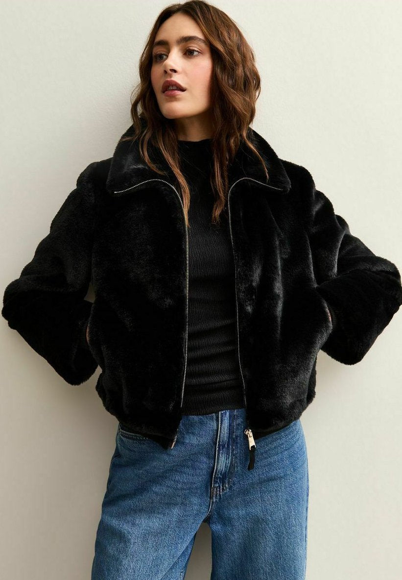 New Look BOMBER