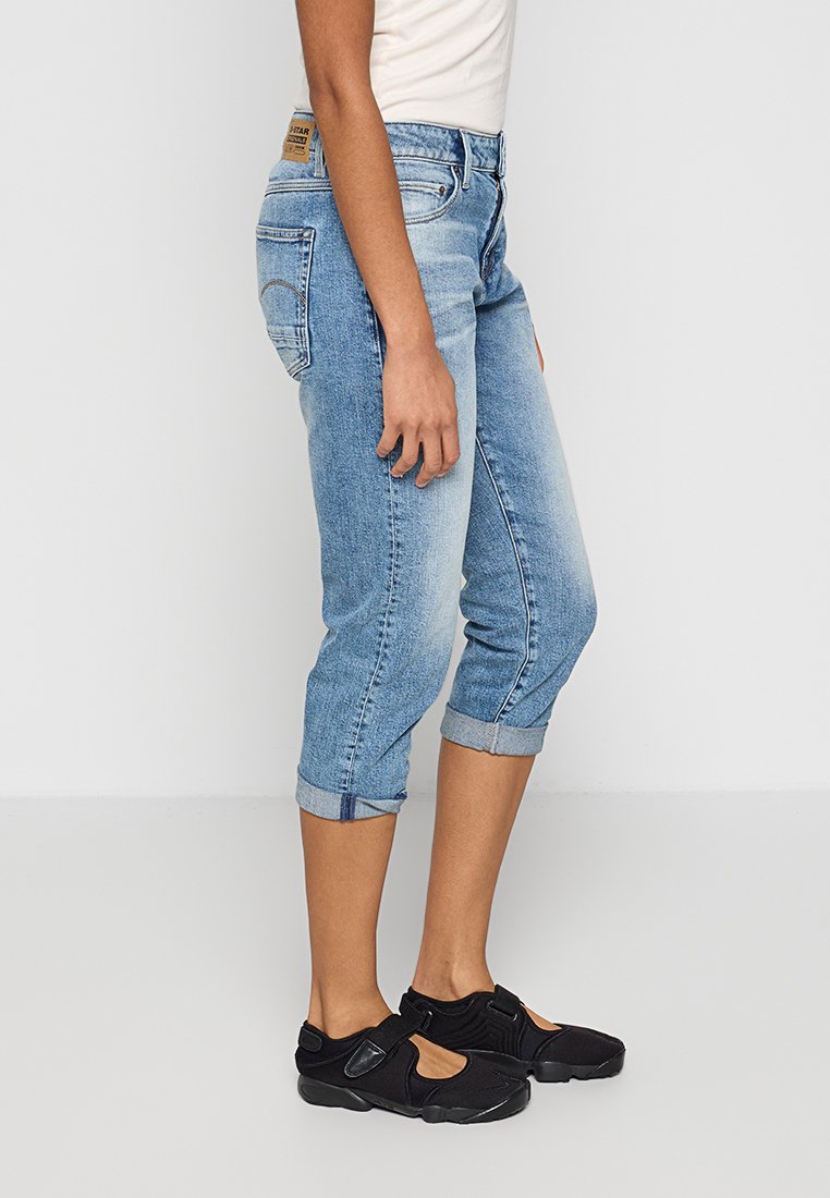 JUDEE LOOSE FIT Media 2