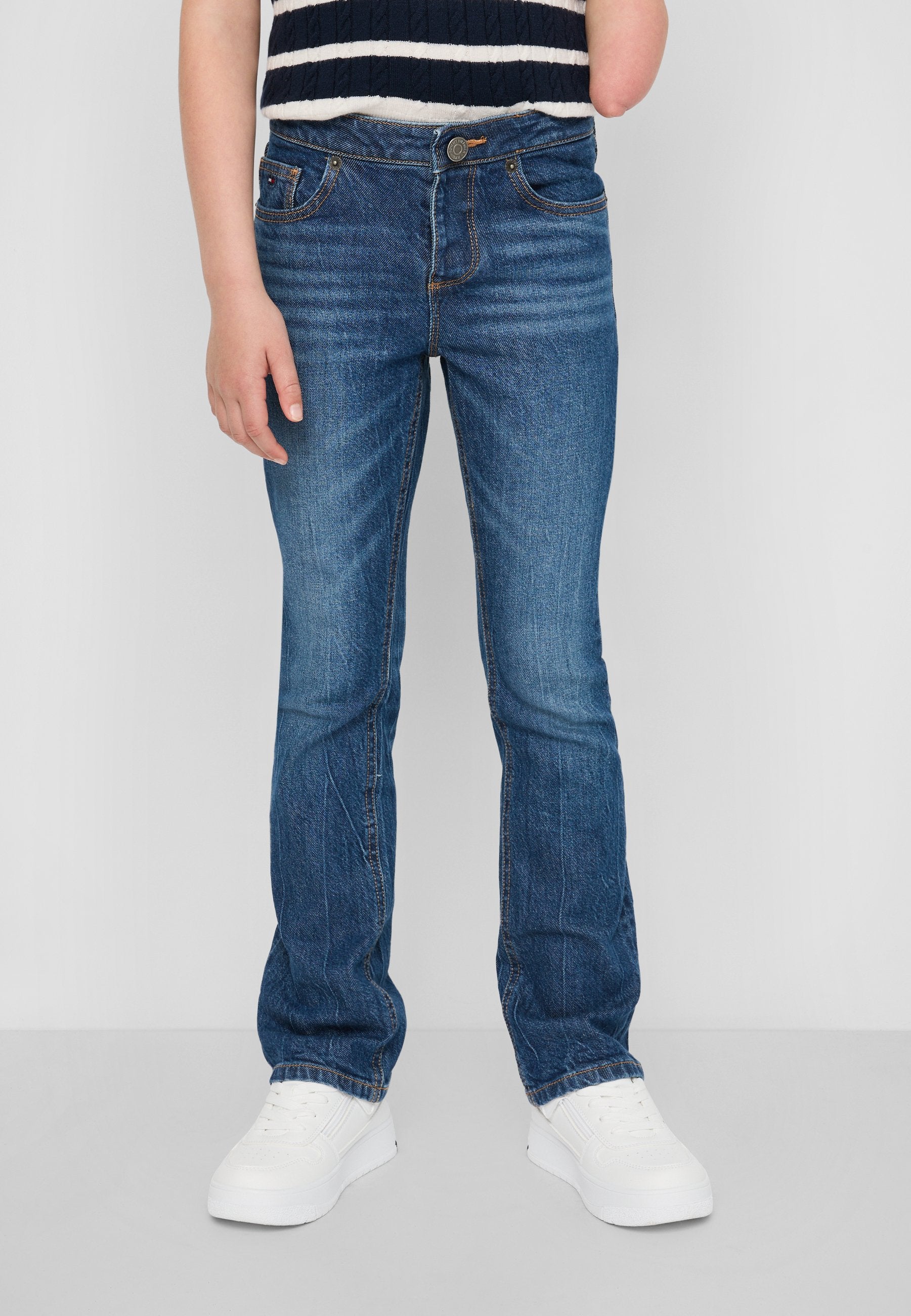 Tommy Hilfiger Flared Jeans Media 4