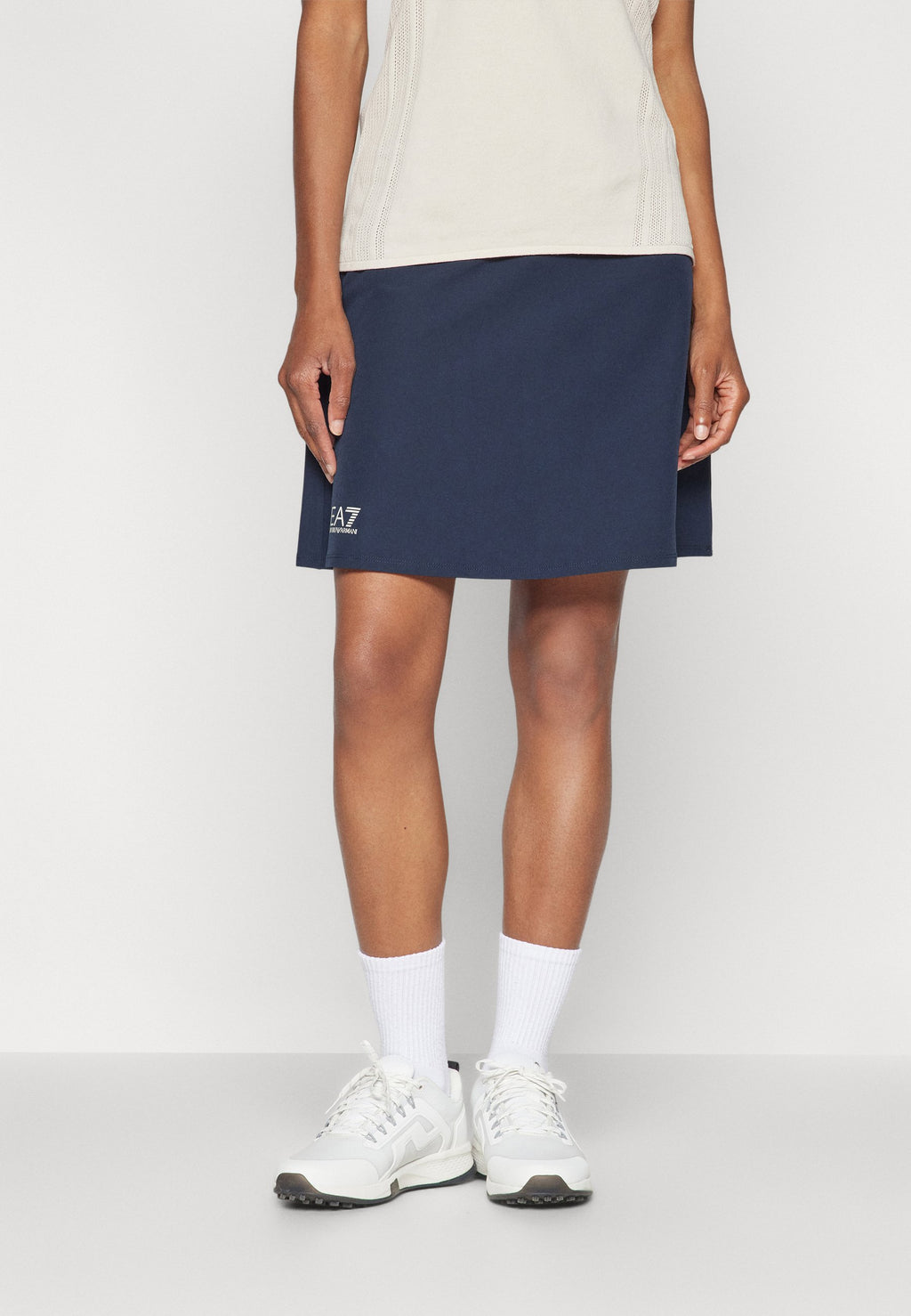 GOLF PRO SKIRT Media 3