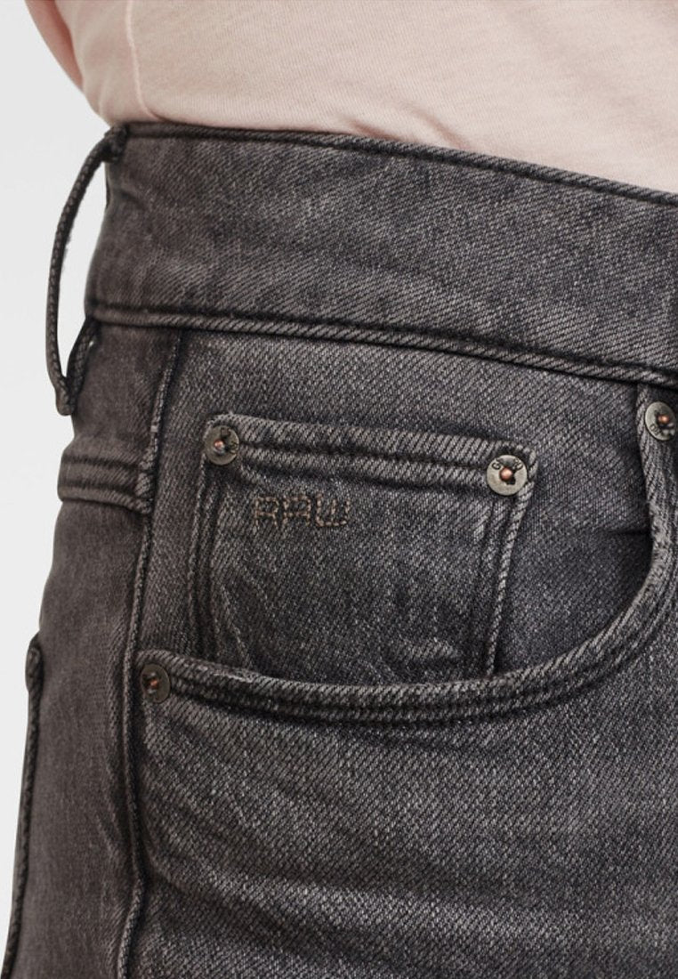 3301 HIGH STRAIGHT 90S ANKLE Media 4