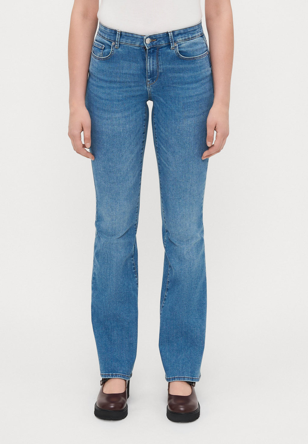 Flared fit ONLLUSH Mid waist Retro Media 3
