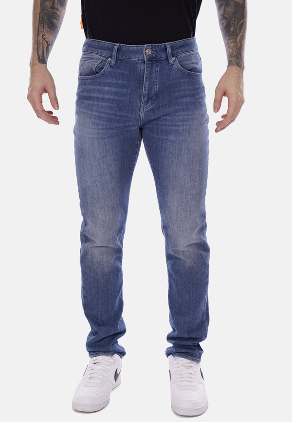 Armani Exchange