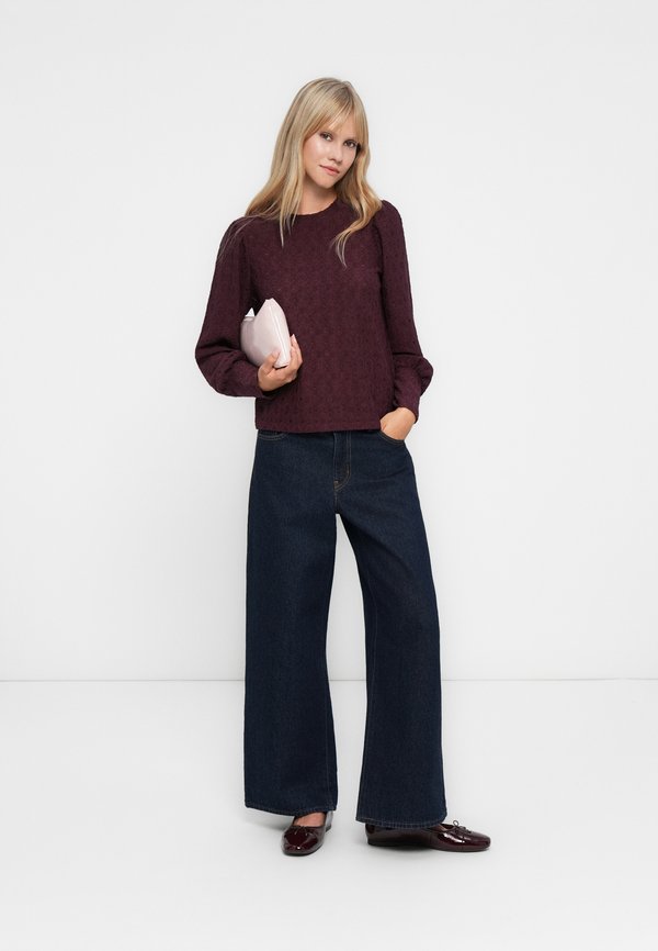 Object OBJLAILA L/S RE TOP NOOS