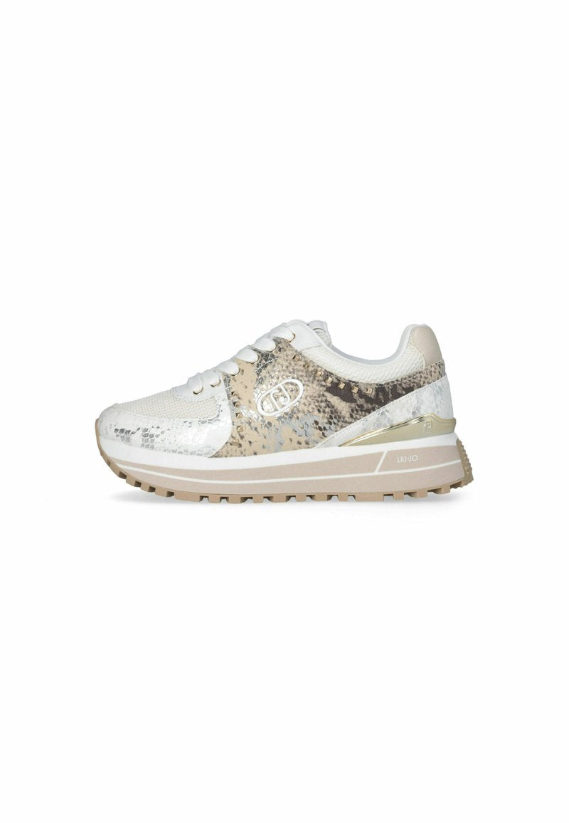 SNEAKERS Media 1
