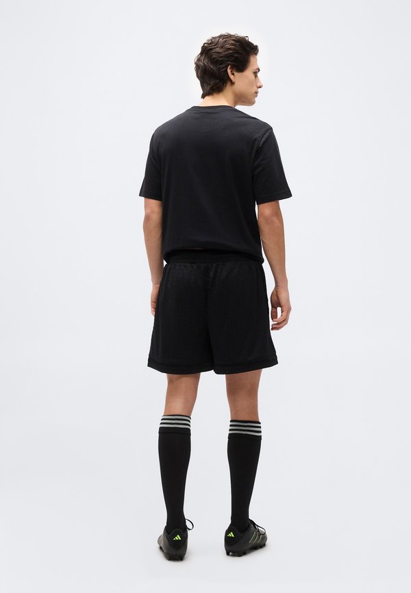 adidas Performance FC BAYERN SHORTS