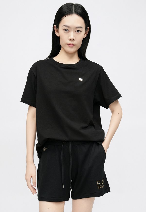 EA7 Emporio Armani
