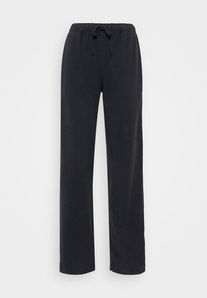 TROUSERS Media 1