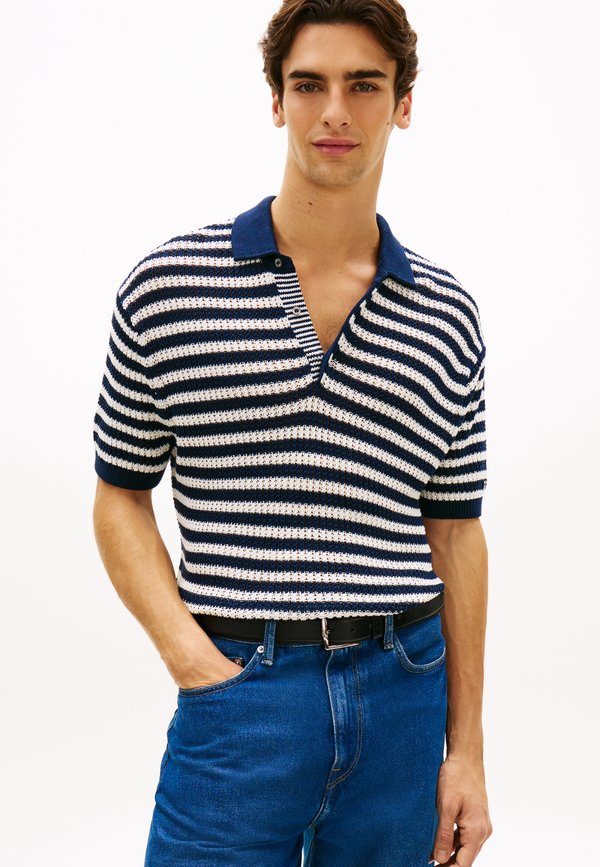 Tommy Hilfiger SMART CASUAL RELAXED FIT KNIT POLO SHIRT - Polo shirt - navy iris/white