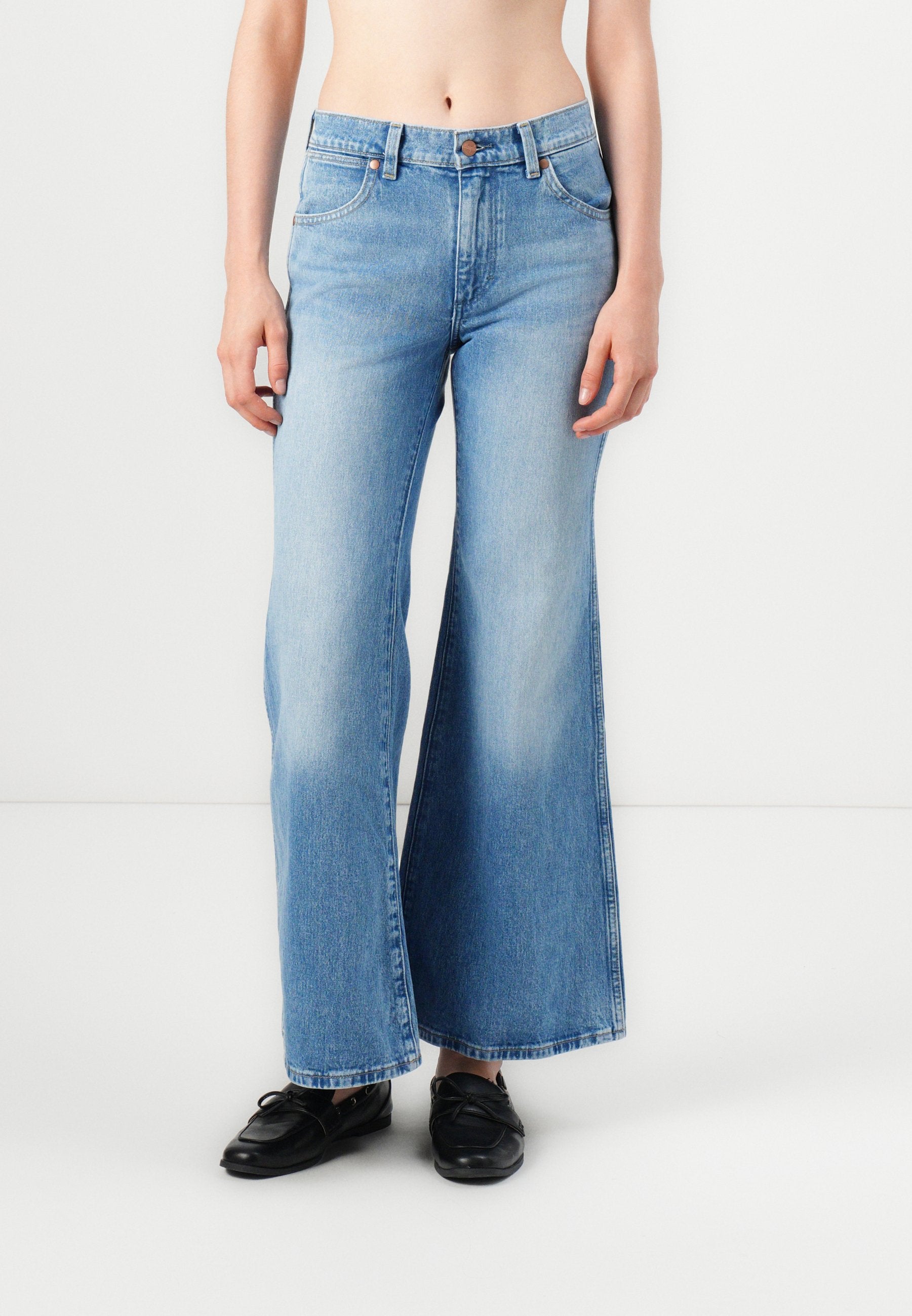 Wrangler 70S FLARE