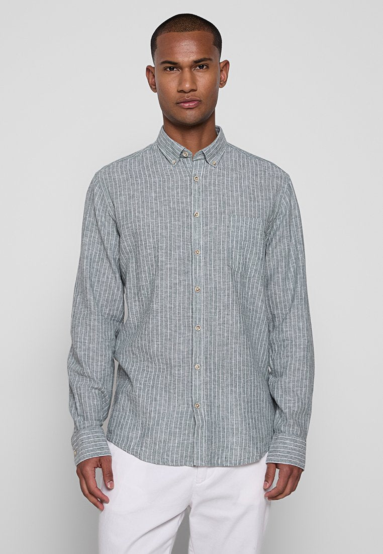 RELAXED FIT Media 1