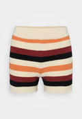 Vero Moda Petite VMARUBA - Shorts - birch/marasala/black/coppertan