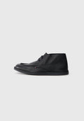 LEATHER TOPSTITCH LACE-UP CHUKKA BOOTS Media 1