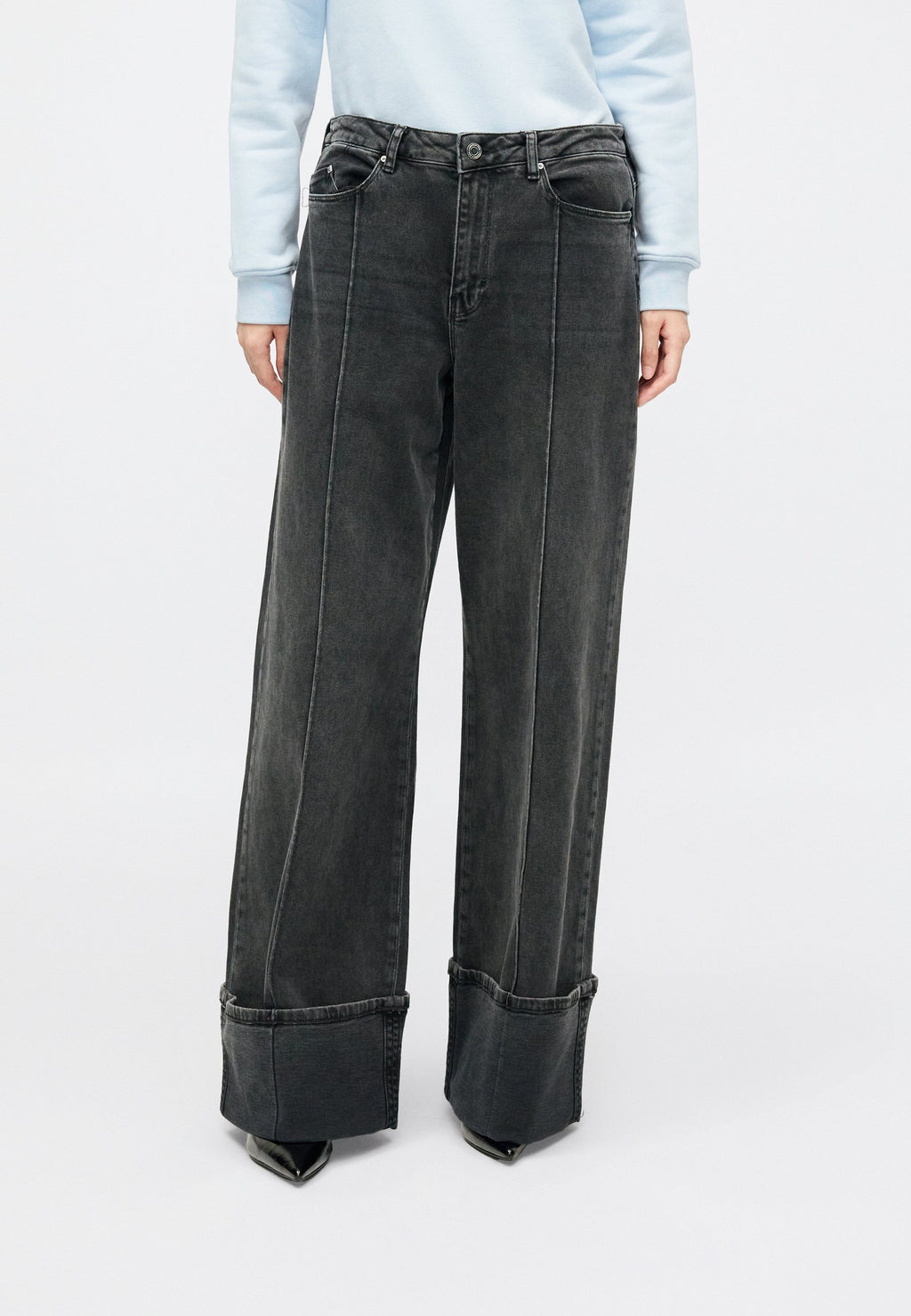 TURN UP  PANTS Media 3