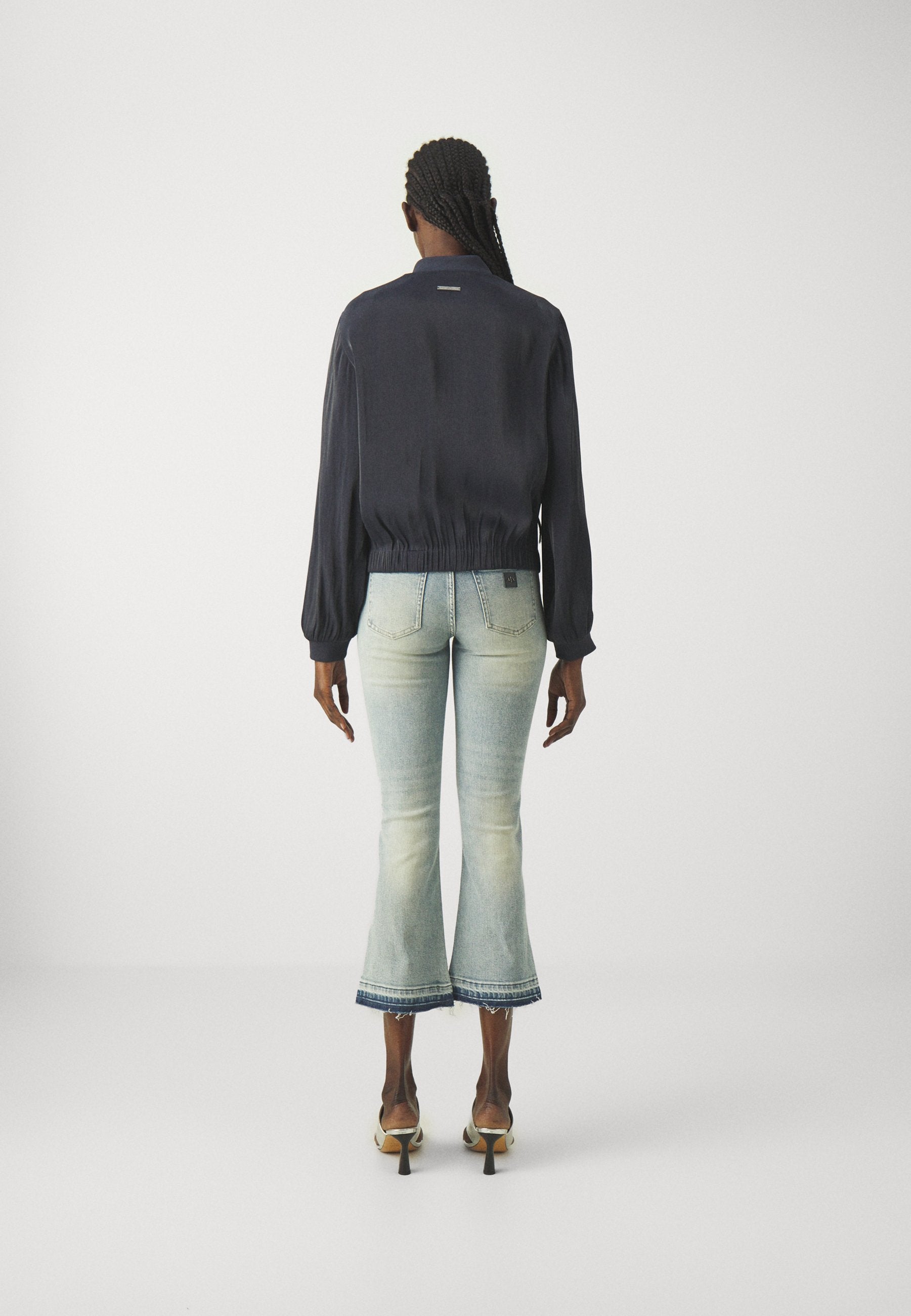 BLOUSON Media 4