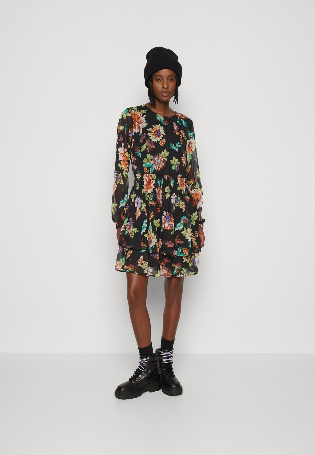 ONLJAMILA MINI DRESS Media 2