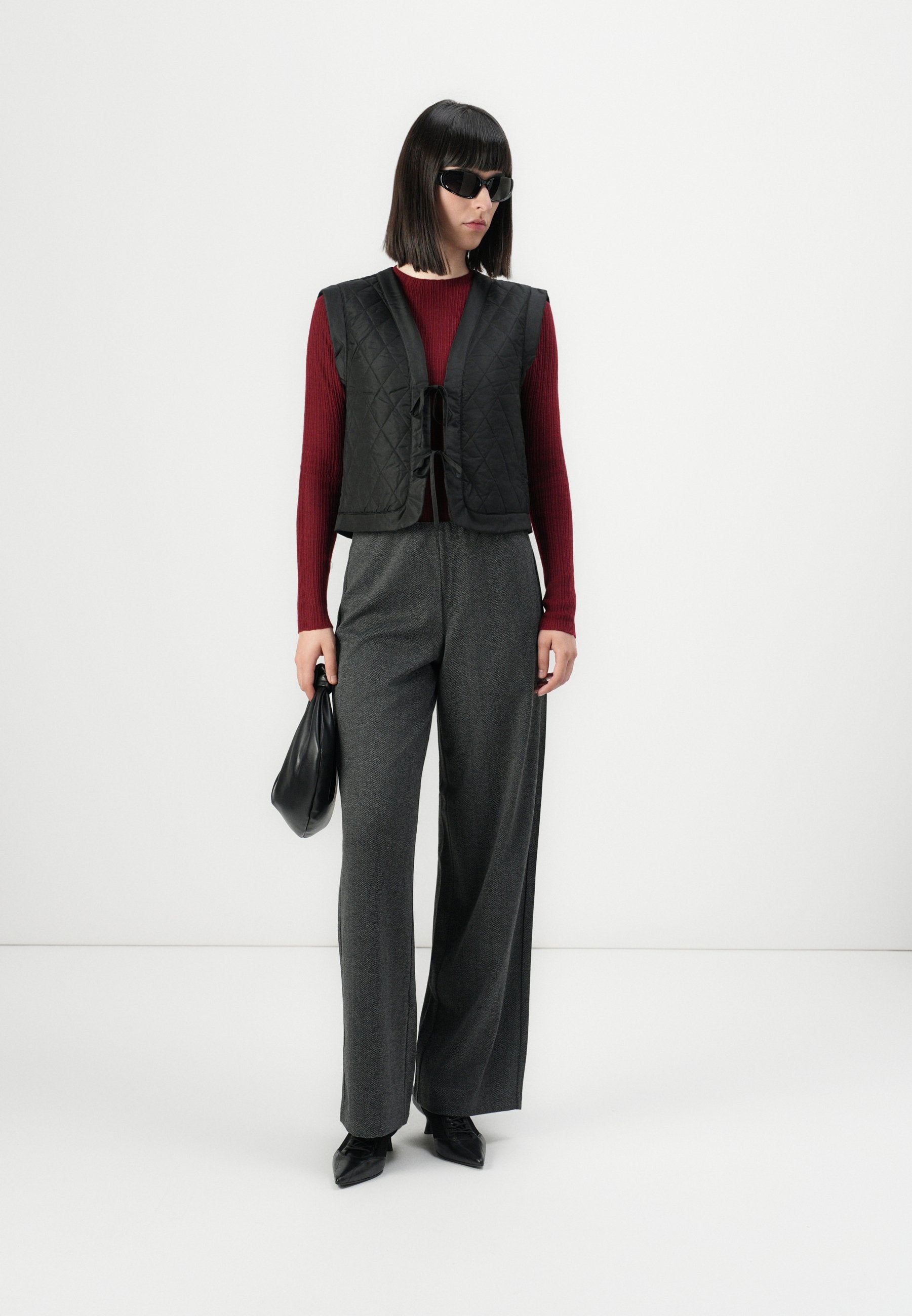 ONLANNABELL LEO TIE VEST Media 2